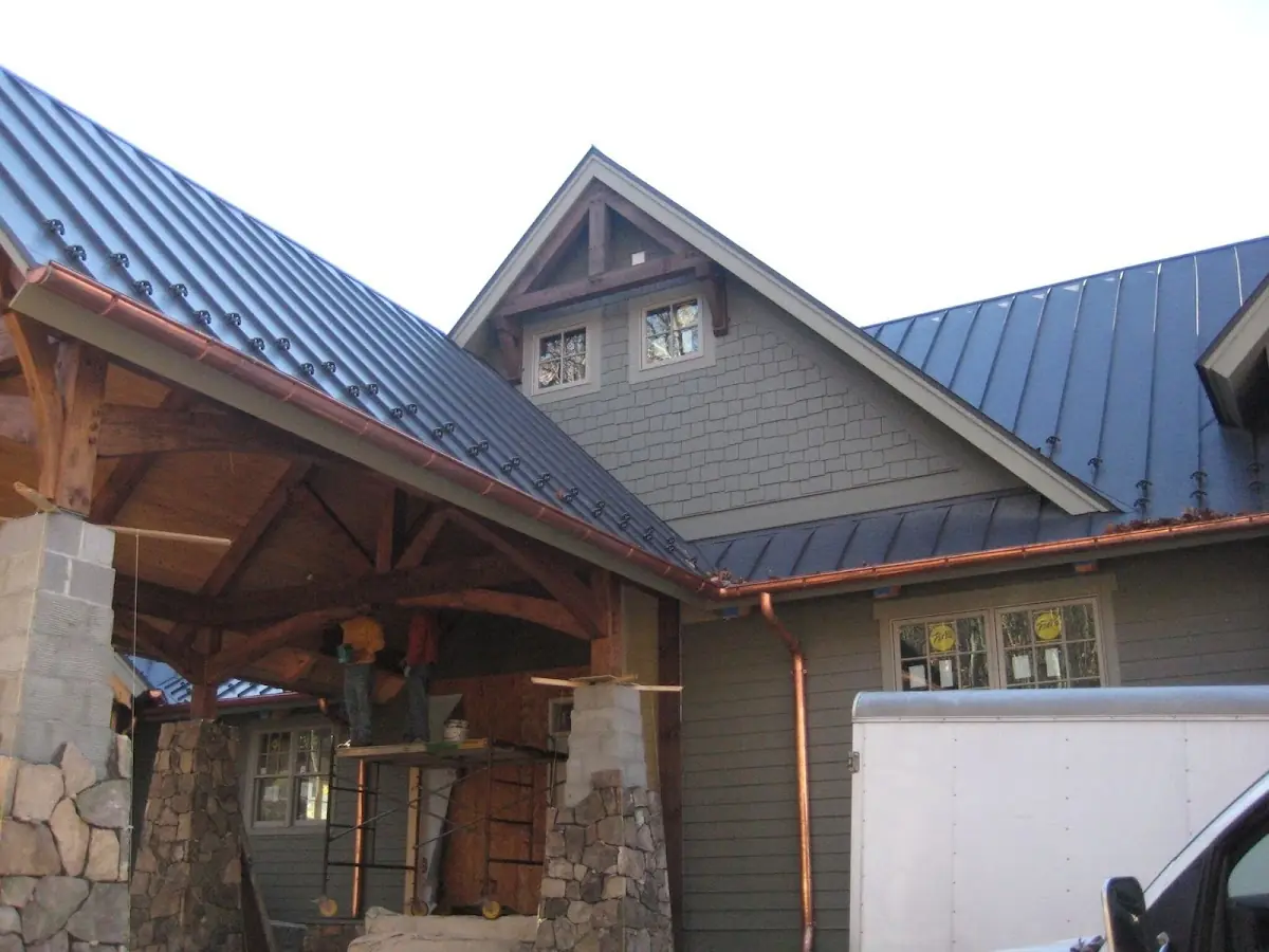 Craftsman Roofing team delivering quality roofing work in Deep Landing